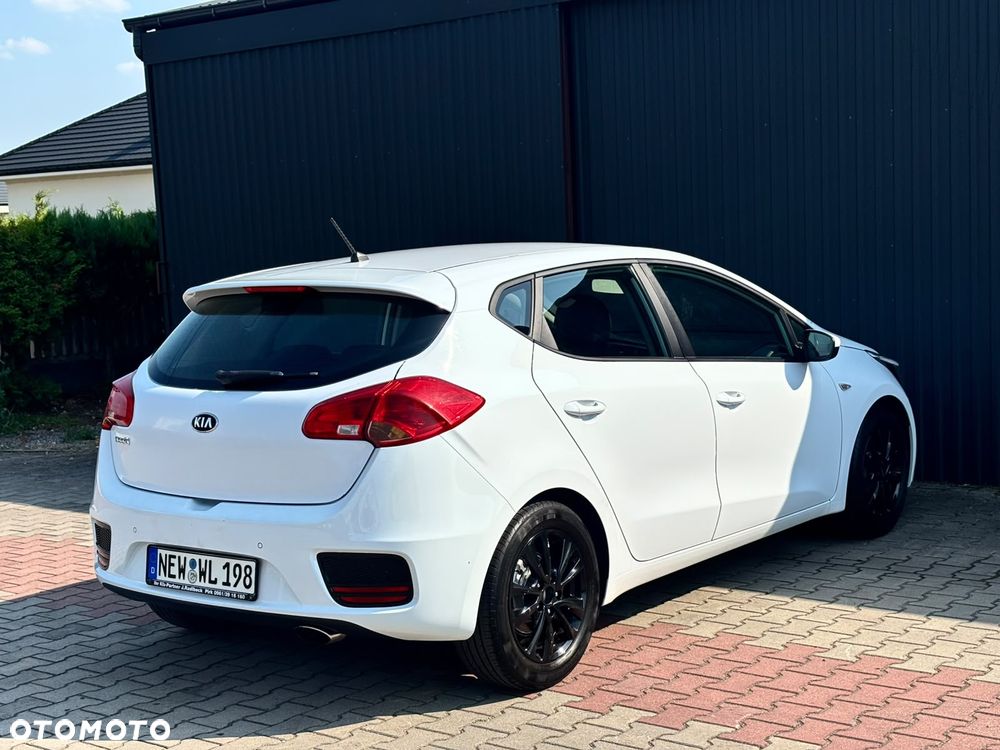 Kia Ceed 1.4 CVVT ISG Dream Team Edition - 8