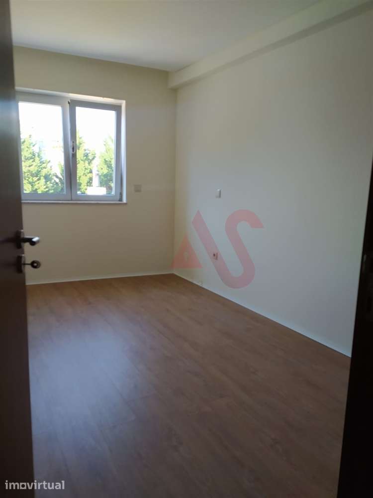 Apartamento T2 para Arrendamento – São Vicente, Braga - Grande imagem: 4/14