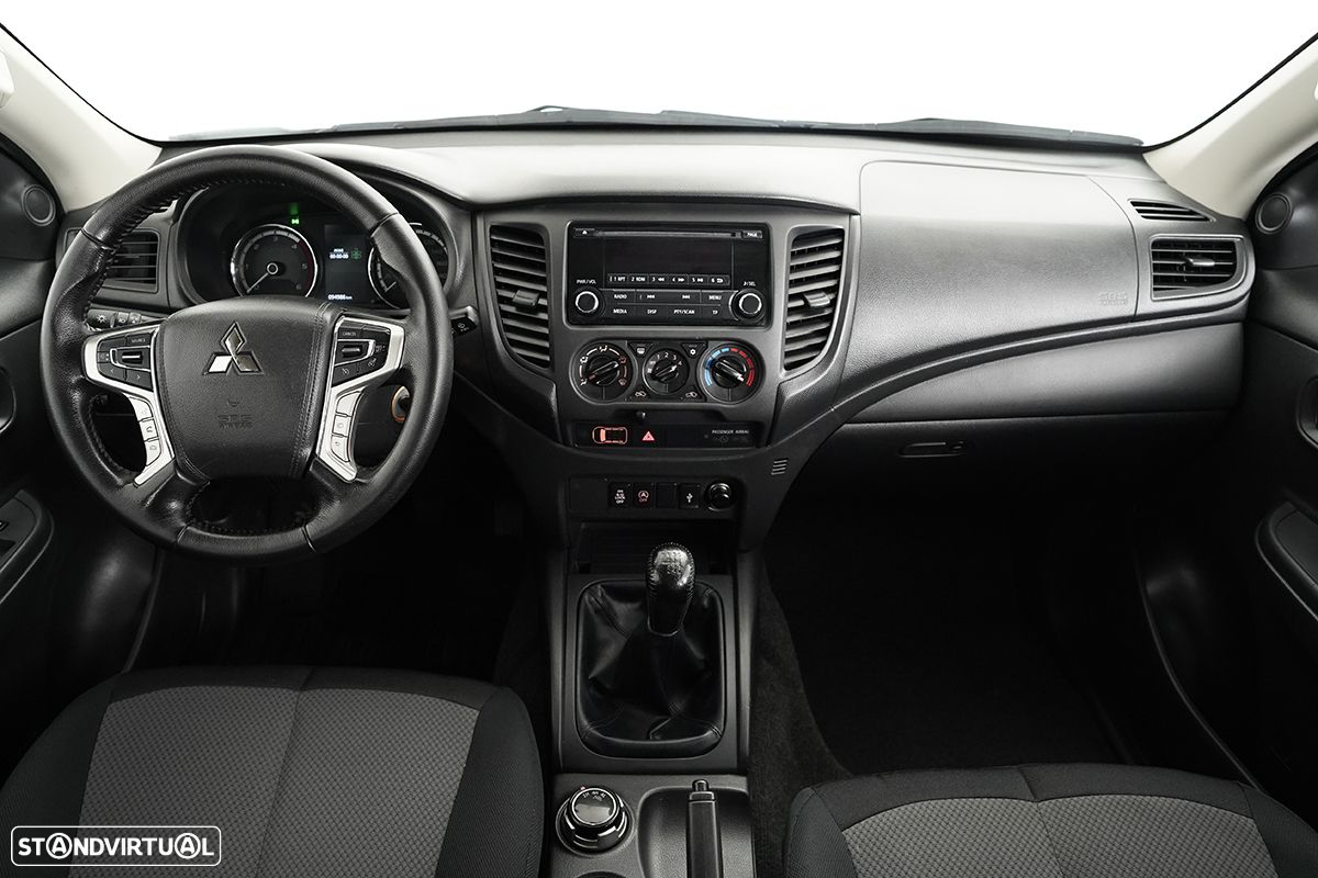 Mitsubishi L200 2.3 DI-D Strakar Space Cab Intense 4WD - 12