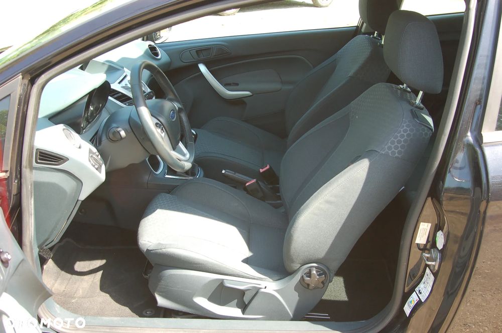 Ford Fiesta 1.4 Sport - 12
