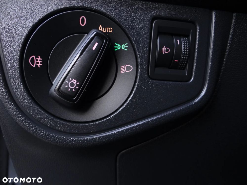 Volkswagen Polo 1.6 TDI SCR Comfortline - 38