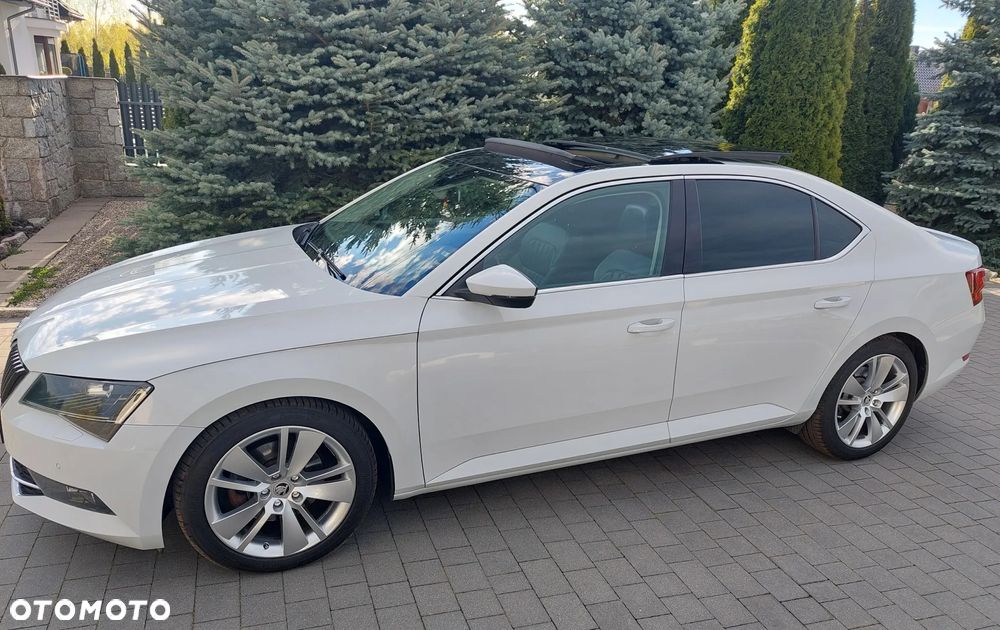 Skoda Superb 2.0 TDI 4x4 Style DSG - 13