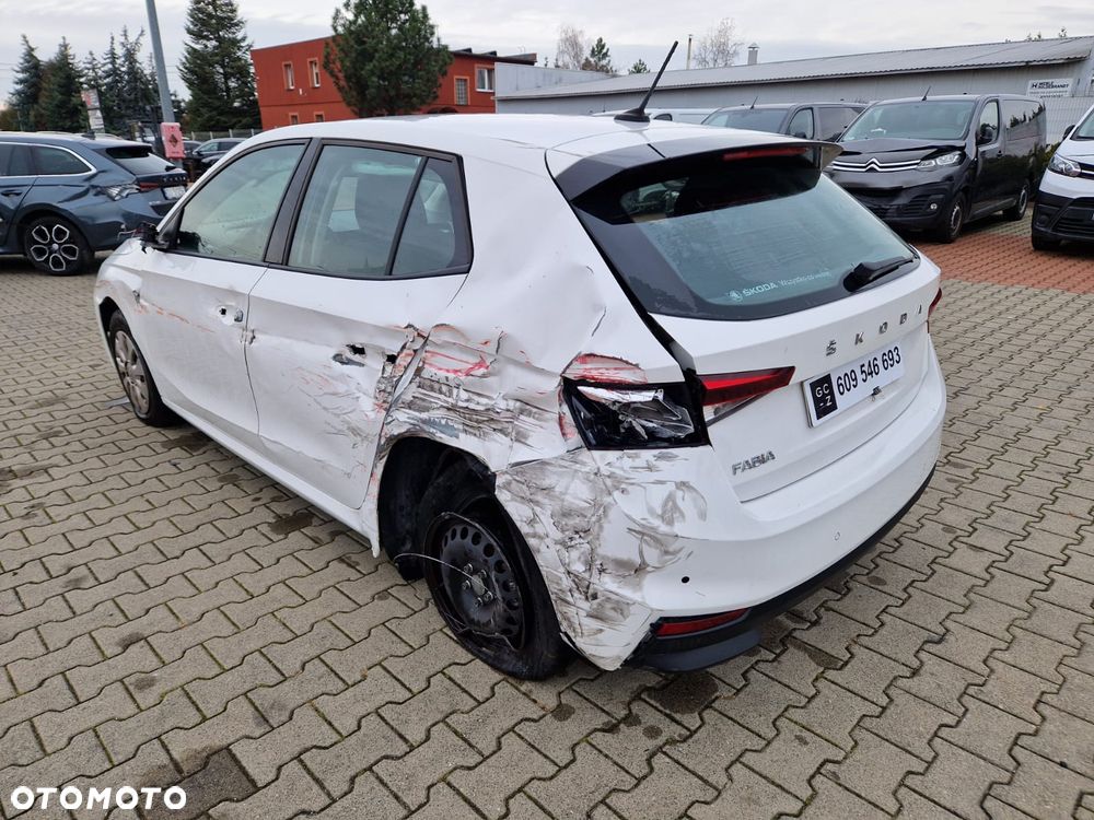 Skoda Fabia 1.0 TSI Active - 4