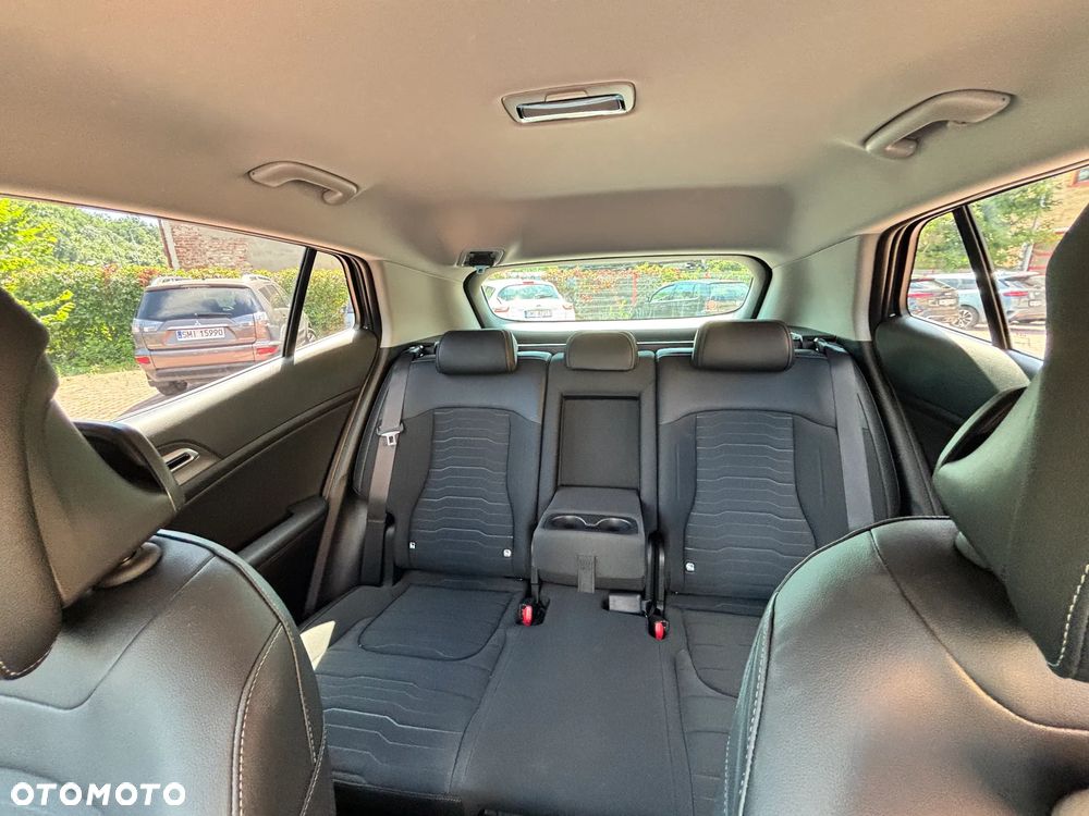 Kia Sportage 1.6 T-GDI HEV Business Line 2WD - 11
