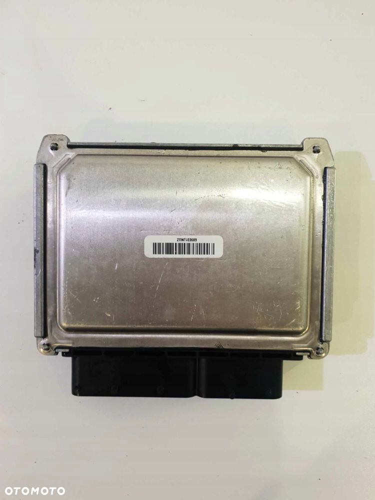 VW SKODA SEAT KOMPUTER STEROWNIK SILNIKA 05C907394D - 2