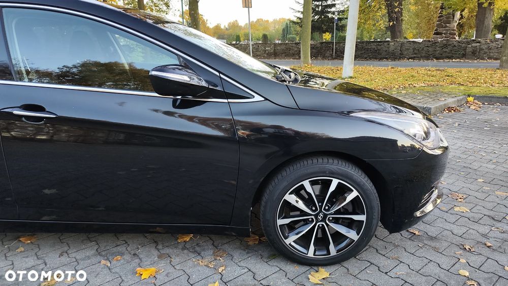 Hyundai i40 Kombi 2.0 Automatik Trend - 13