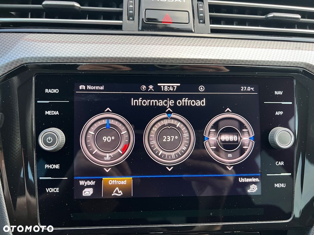 Volkswagen Passat Alltrack 2.0 TDI SCR DSG 4Motion - 33