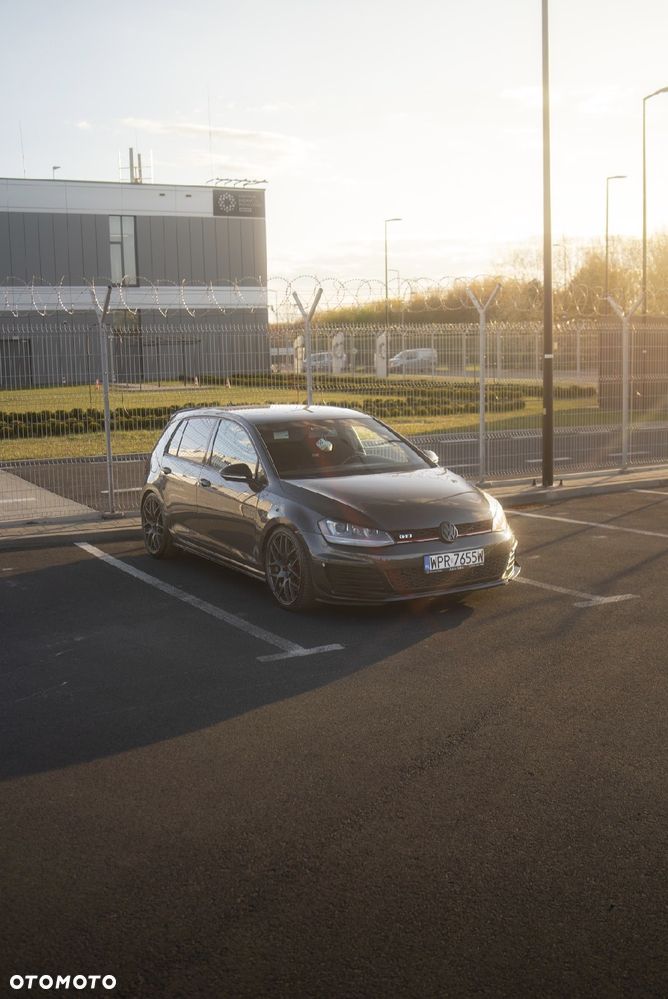 Volkswagen Golf 2.0 TSI BMT GTI DSG - 4