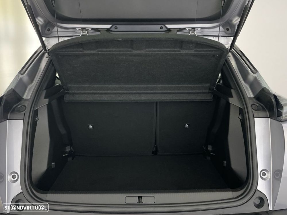 Peugeot 2008 1.2 PureTech Style - 13