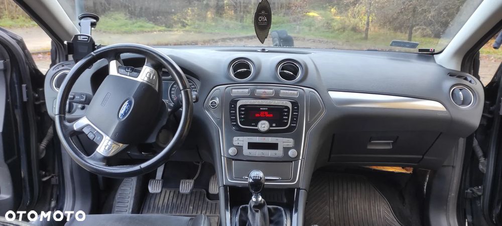 Ford Mondeo 2.5 Black Magic - 20