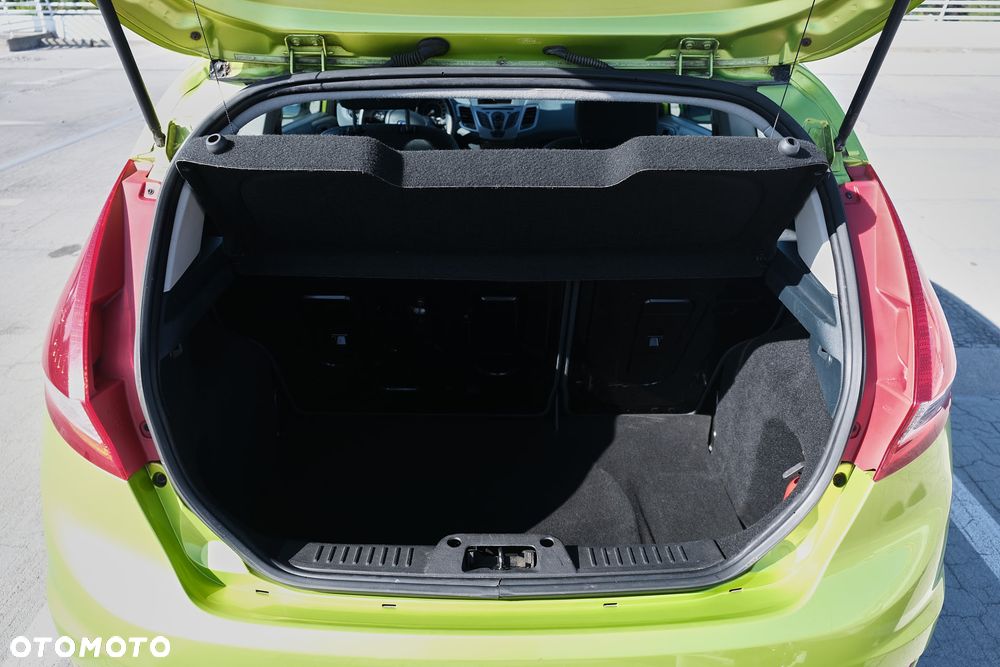 Ford Fiesta 1.6 Sport - 28