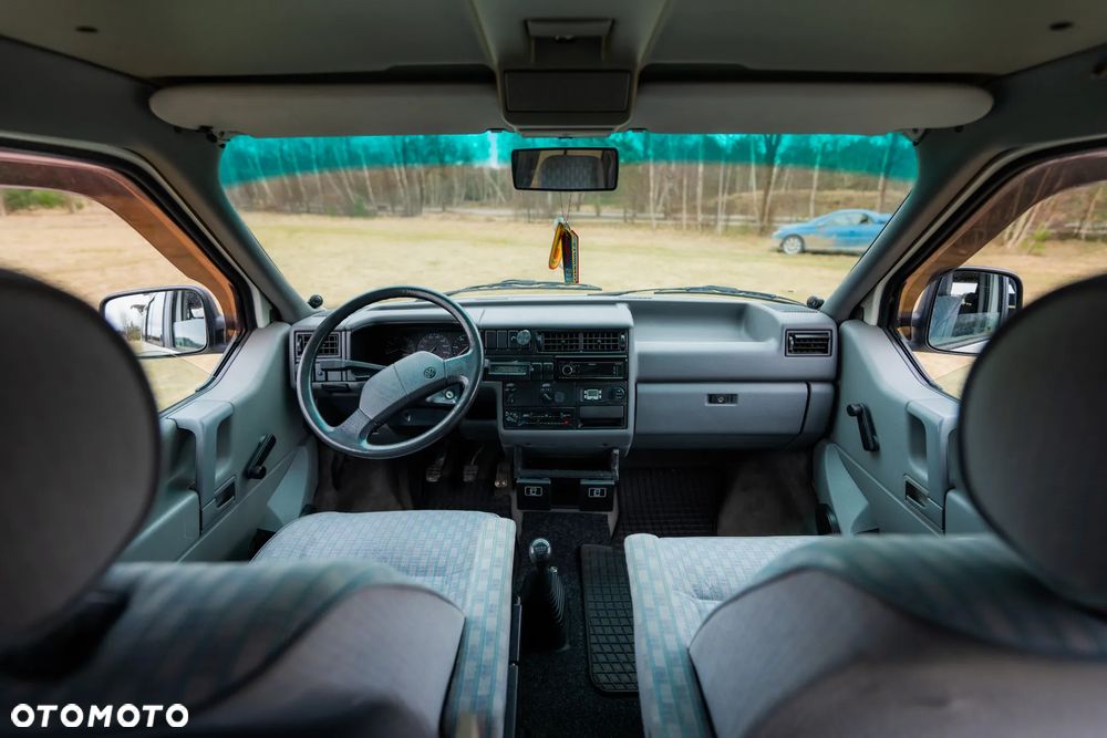 Volkswagen California - 14