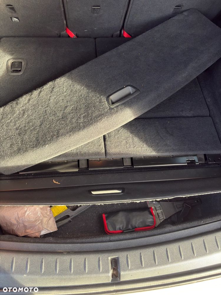 BMW Seria 2 218i - 12