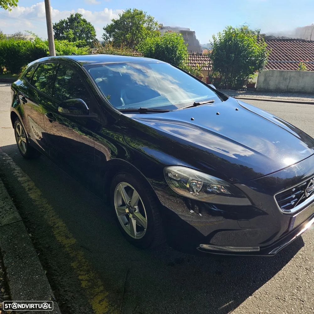 Volvo V40 1.6 D2 Kinetic Powershift Eco - 4