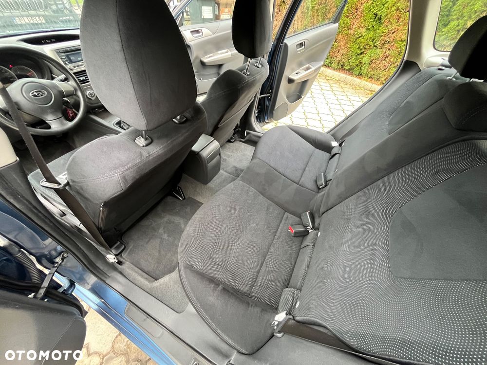 Subaru Impreza - 21