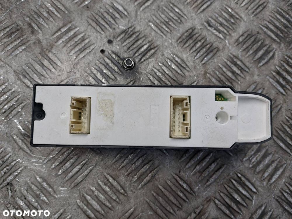 PANEL STEROWANIA SZYB MAZDA 6 III GJ K0021 - 2