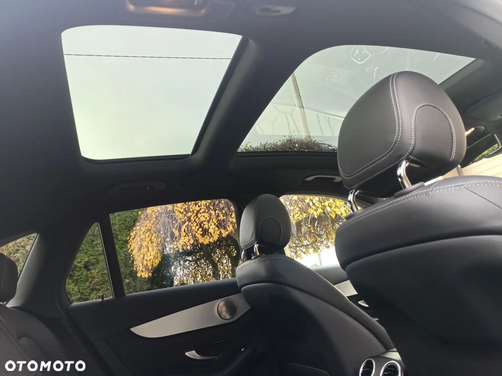 Mercedes-Benz GLC 300 4Matic 9G-TRONIC Exclusive - 21