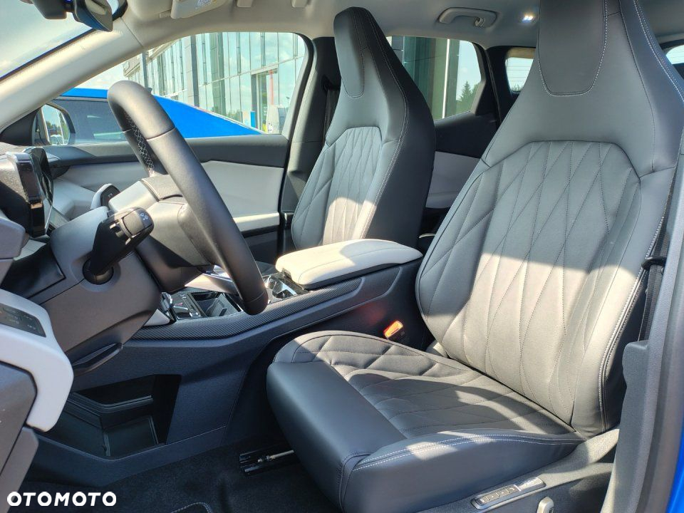 Ford Explorer - 21