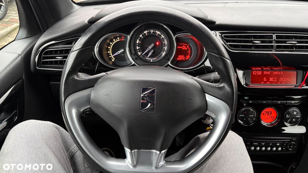 Citroën DS3 VTi 120 Opera Blue - 22