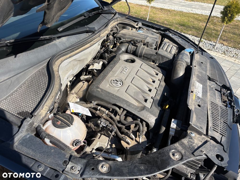 Volkswagen Tiguan 2.0 TDI SCR BlueMotion Technology Sport & Style - 28