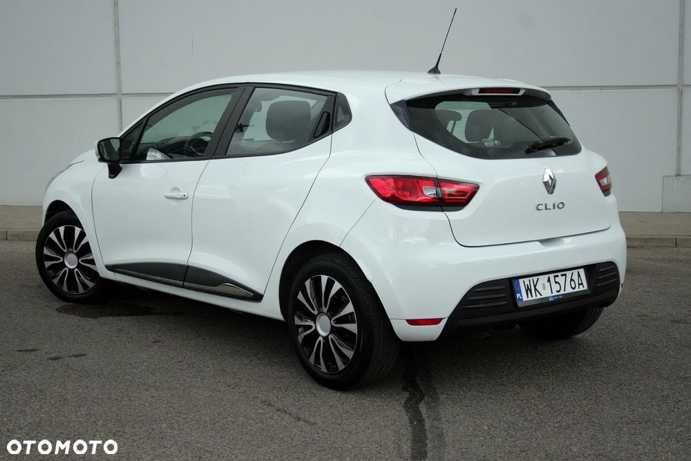 Renault Clio - 9
