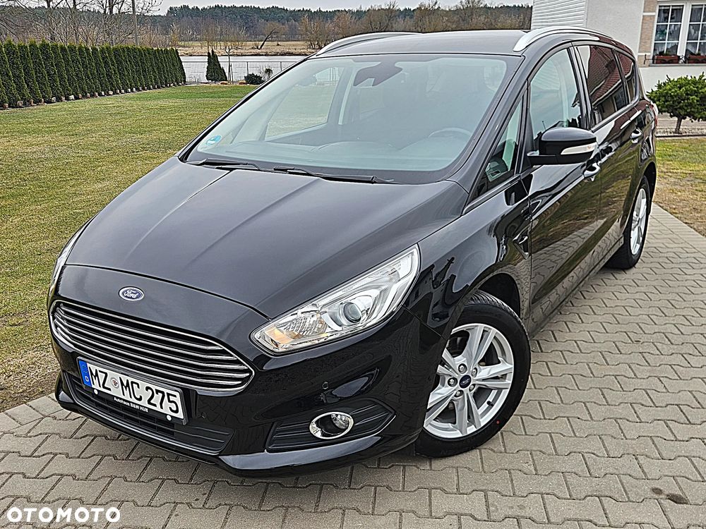Ford S-Max - 13