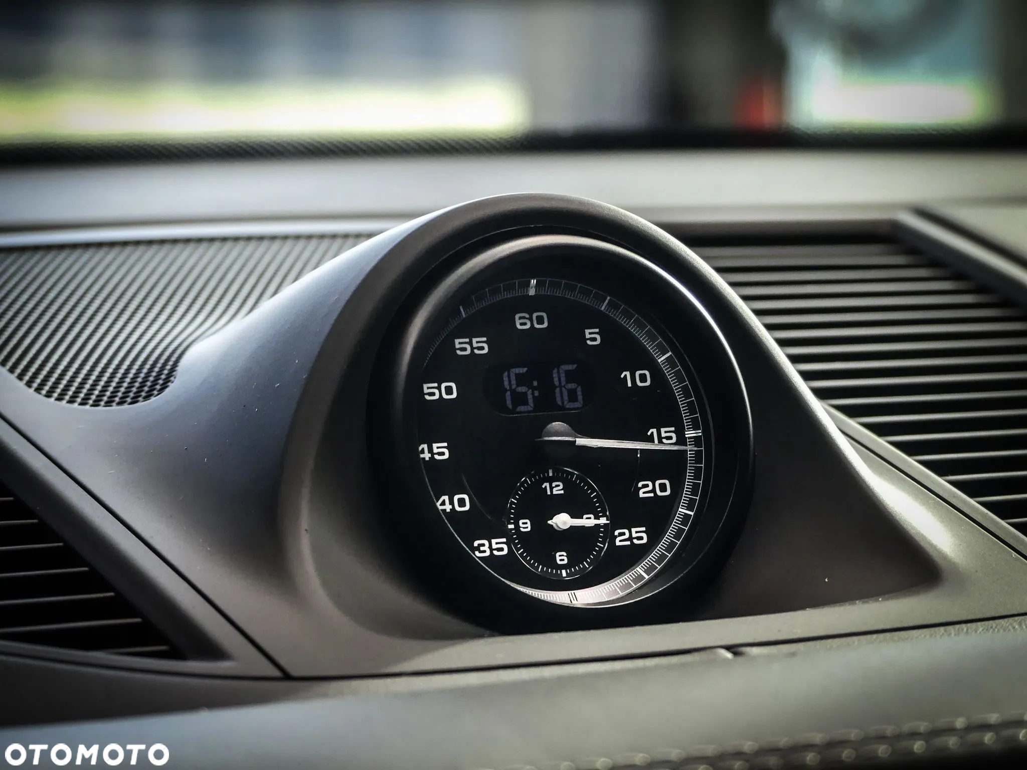 Porsche Macan Standard - 16