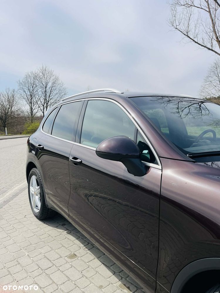 Porsche Cayenne - 14