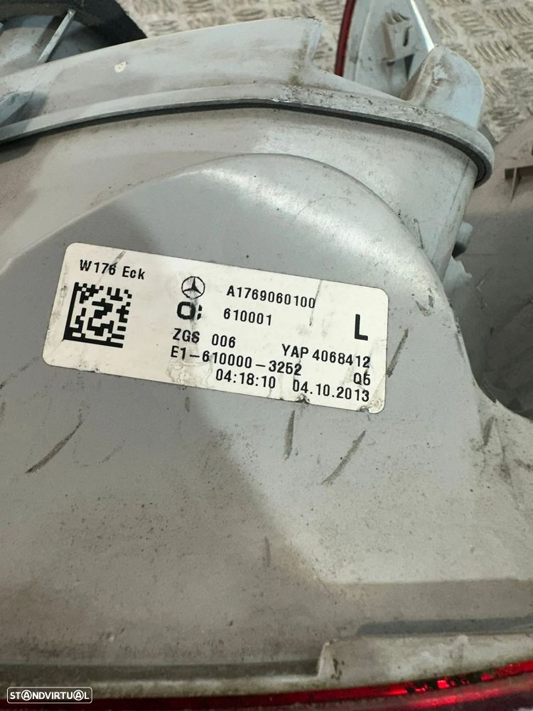 .Conjunto Farolins Tras Traseiros Esquerdo Direito Originais Mercedes Benz Classe A W176 2012 - 2018 - 15