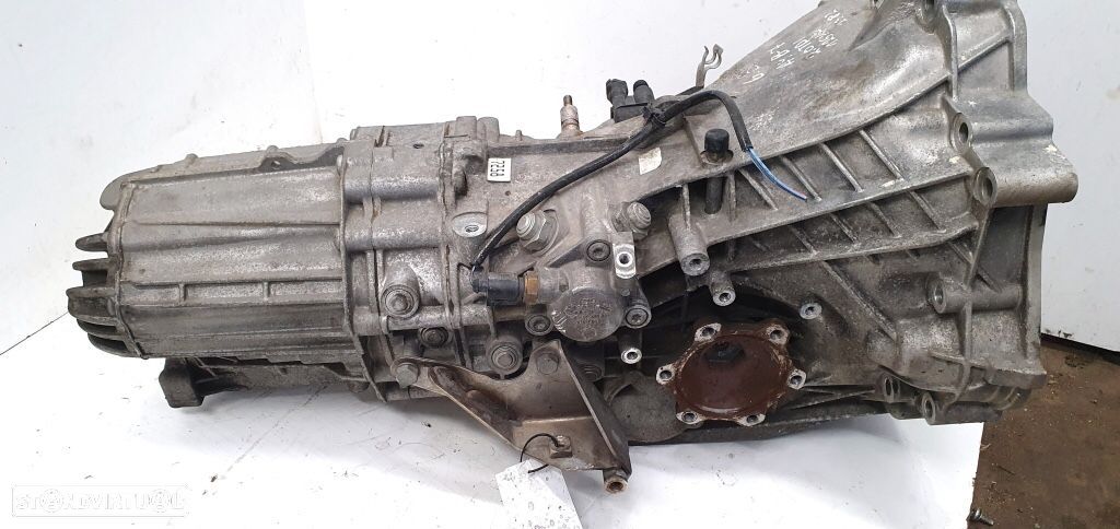 Caixa velocidades Manual Audi A4 / HCK - 1