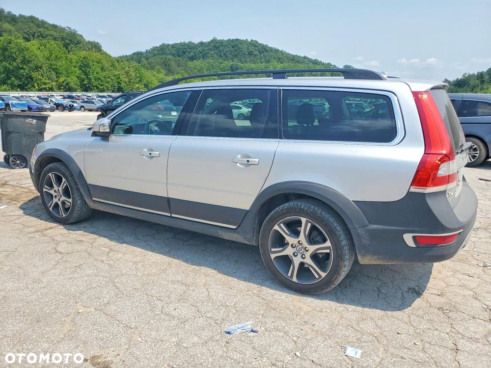 Volvo XC 70 - 3