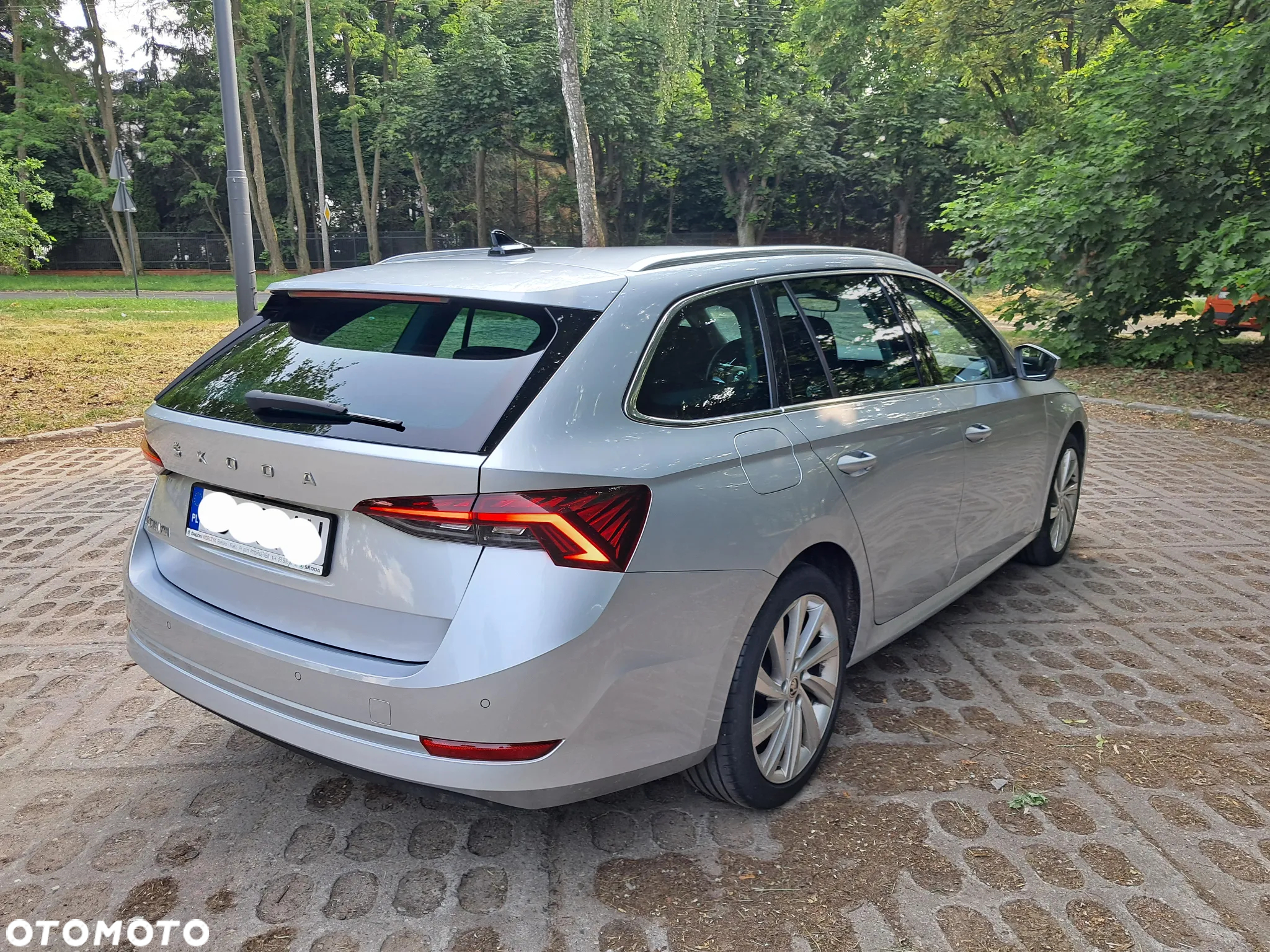 Skoda Octavia 2.0 TDI Style DSG - 4