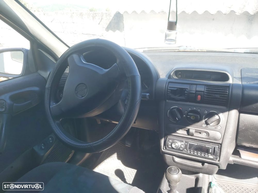 Opel Corsa 1.5 TD - 7