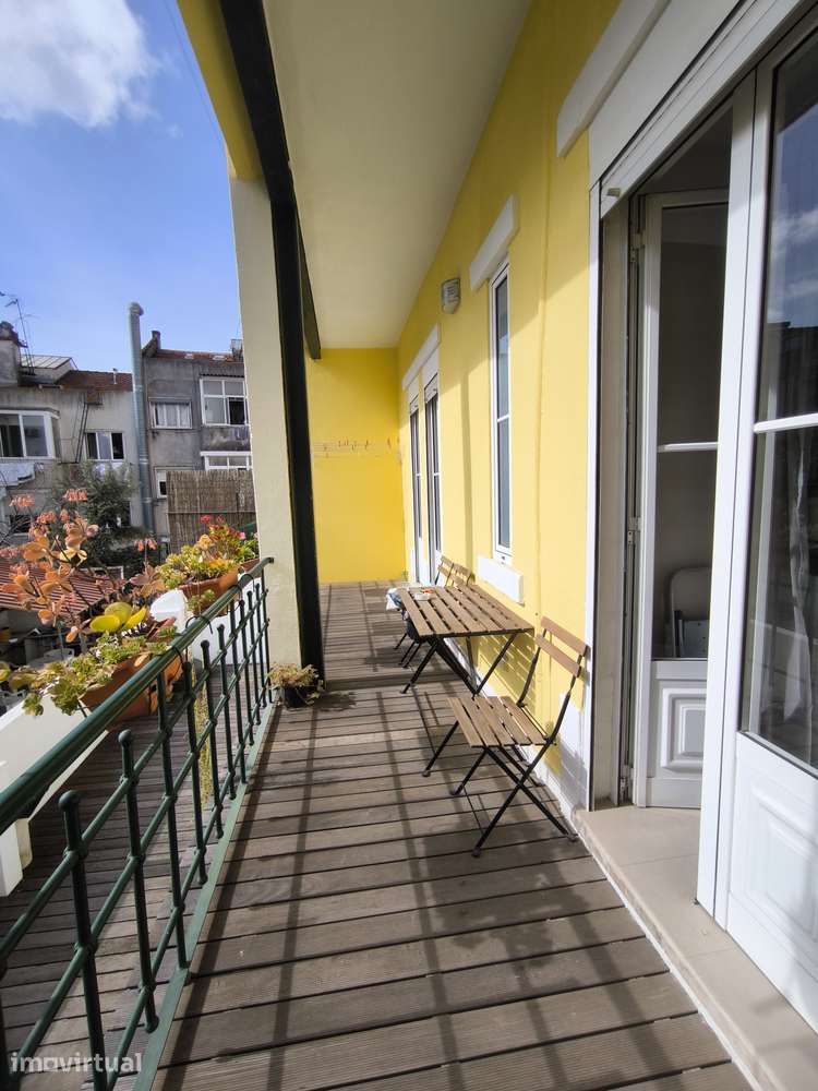 T4+1 Remodelado | Terraço privativo virado a sul na Graça / Anjos - Grande imagem: 4/39