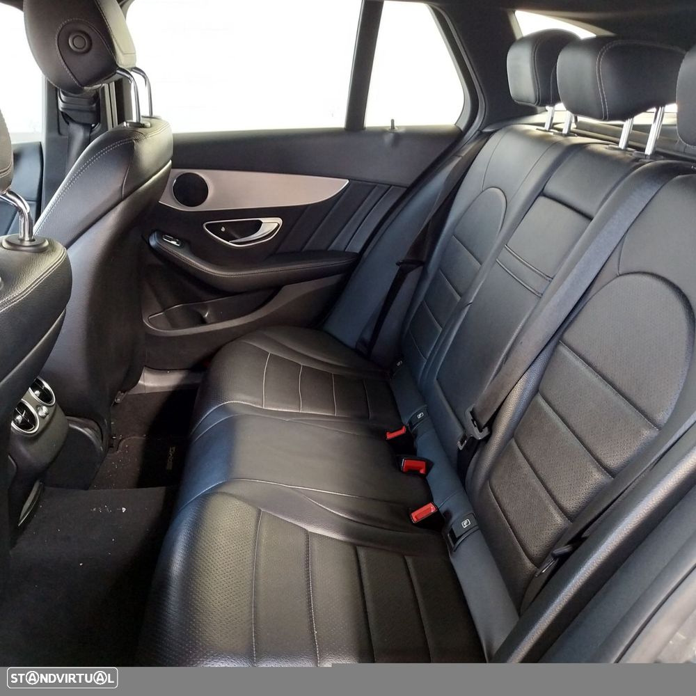 Mercedes-Benz C 200 d AMG Line - 13