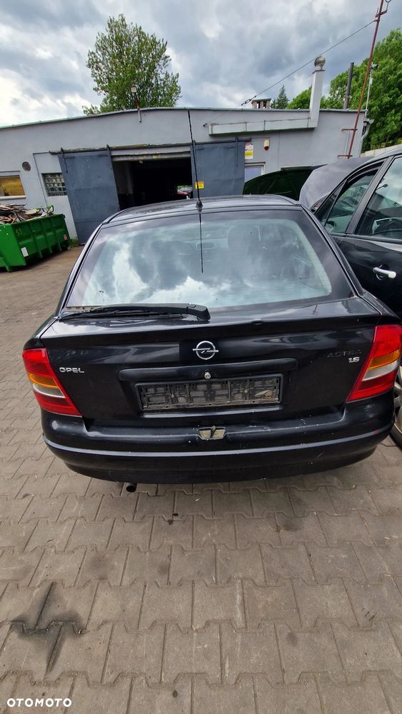 Opel Astra  na części - 4