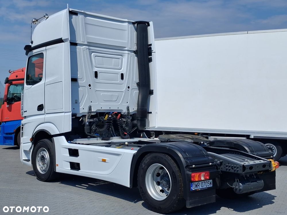 Mercedes-Benz Actros 1845, Standard - 2