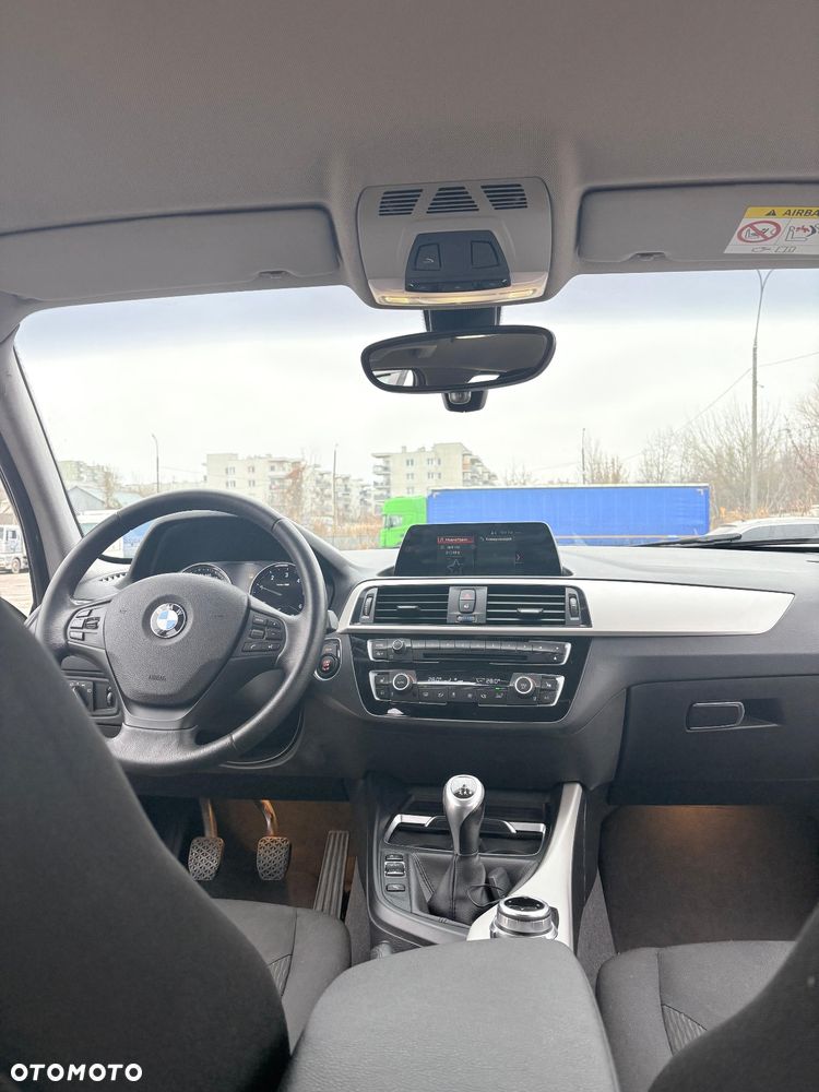 BMW Seria 1 116d - 19