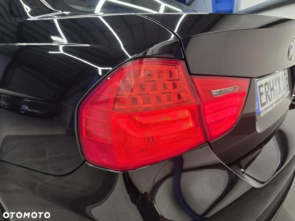 BMW Seria 3 318i Edition Exclusive - 25