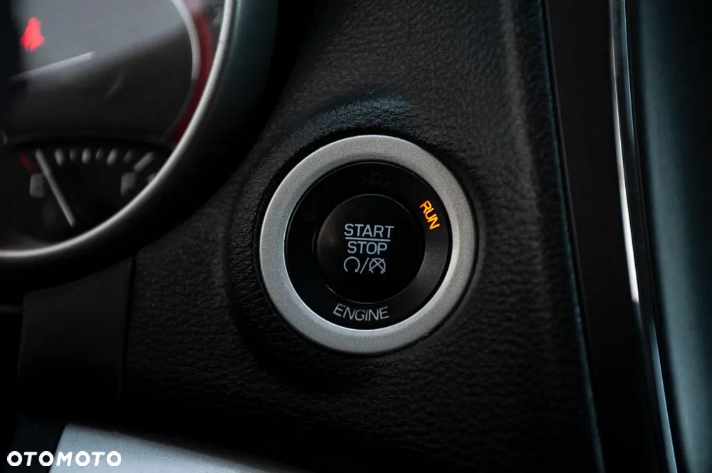 Fiat Freemont 2.0 Multijet 16V DPF Automatik Allrad Black Code - 37