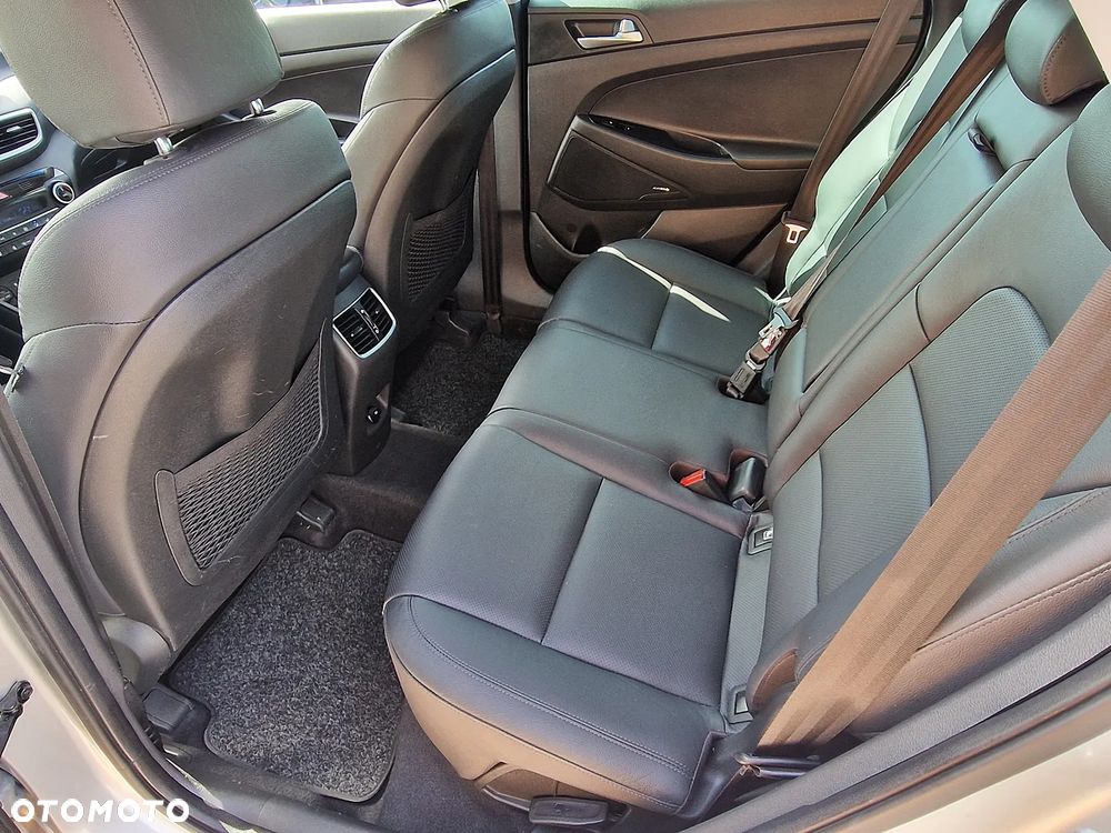 Hyundai Tucson blue 1.6 CRDi 2WD DCT Advantage+ - 10