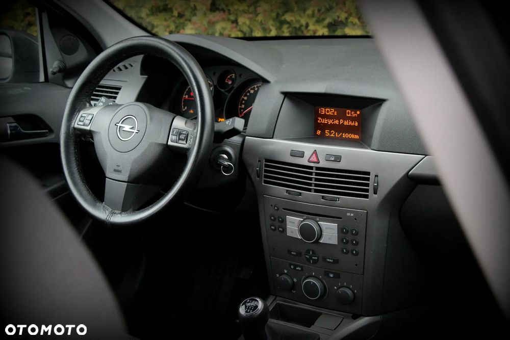 Opel Astra 1.9 CDTI - 18