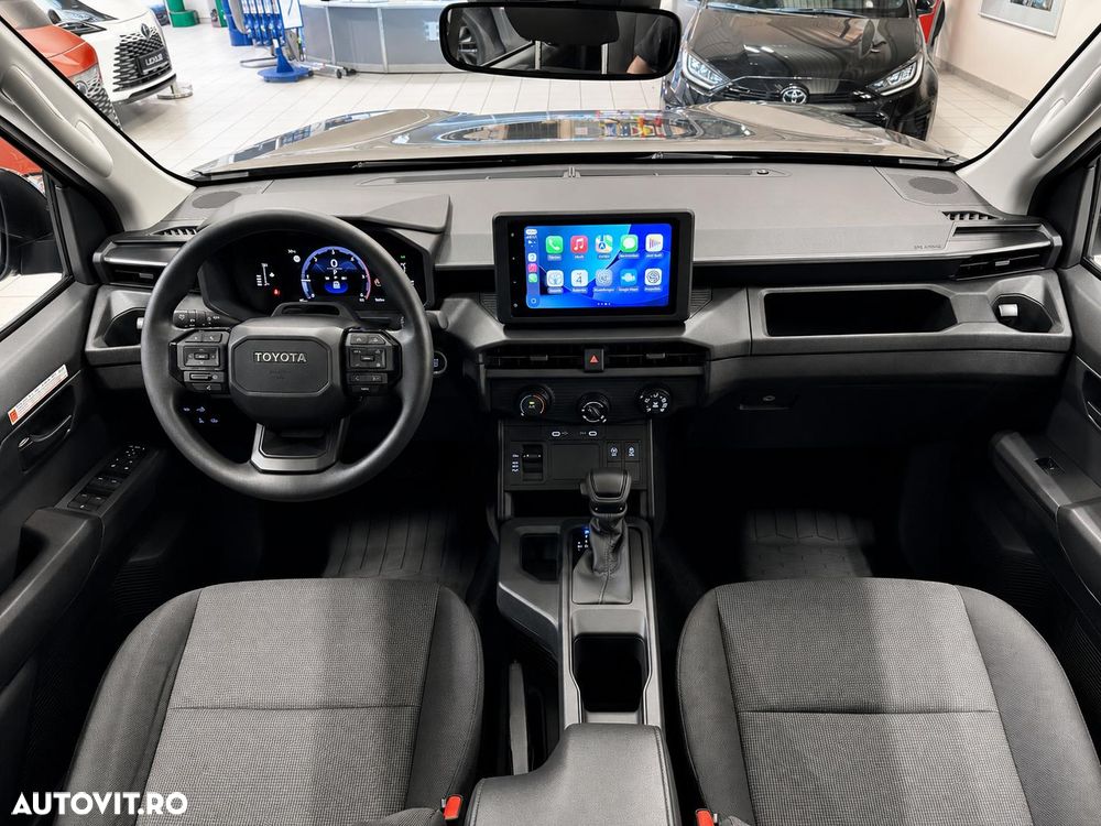 Toyota Hilux 2.8D MHEV Double Cab 6AT AWD Comfort - 11