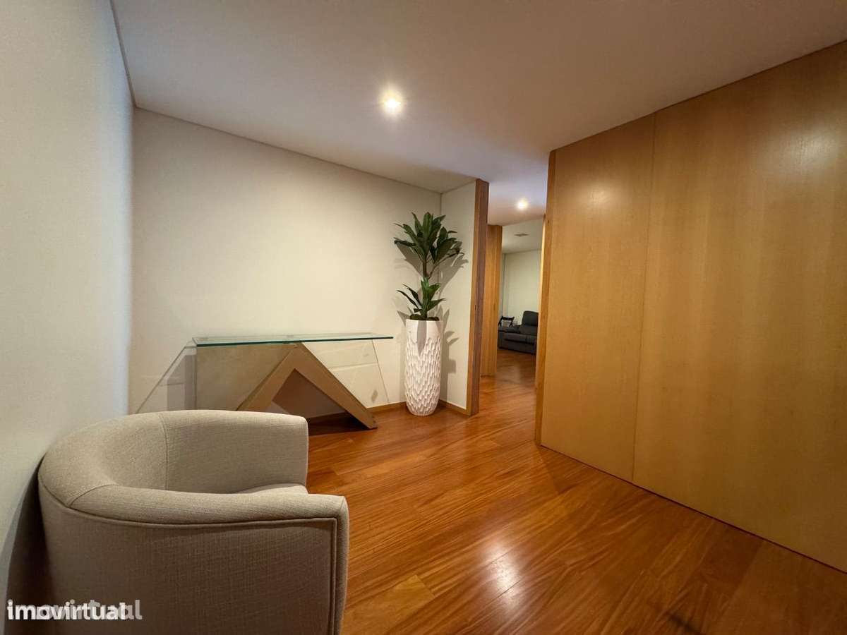 Apartamento T4+1 em Fraião - Grande imagem: 5/10