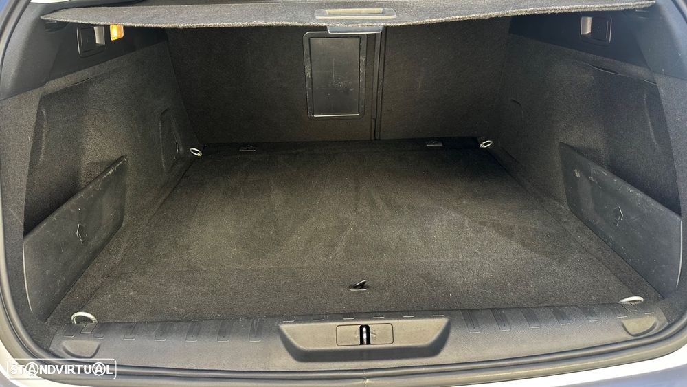 Peugeot 308 SW 1.5 BlueHDi Active - 12