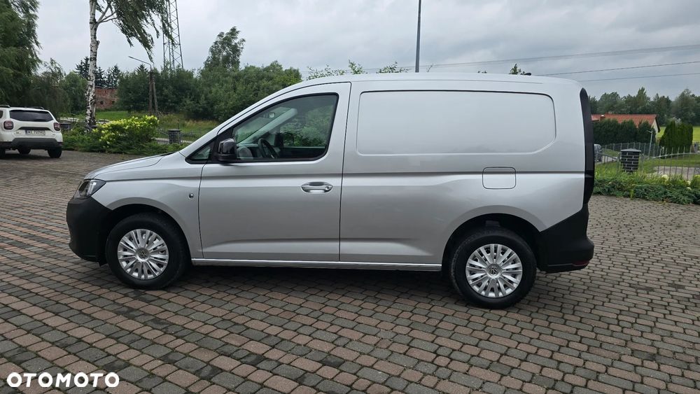 Volkswagen Caddy 102 KM Pierwsza rejestracja 03.01.2025 - 14