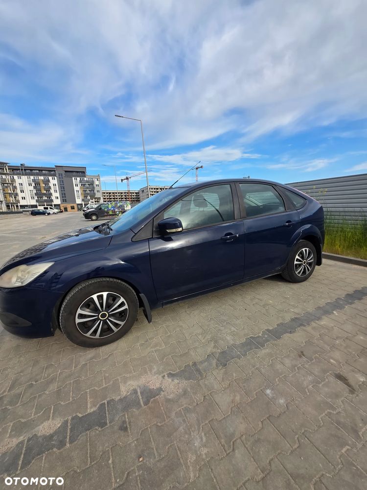 Ford Focus 1.6 Ambiente - 5