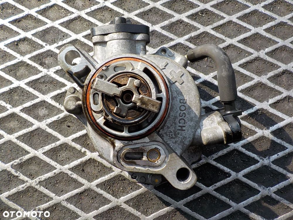 VOLVO V50 CITROEN PEUGEOT 1.6 HDI POMPA VACUM 9804021880 - 1