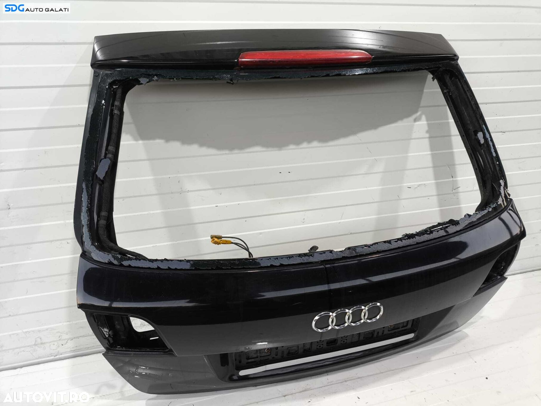 Haion Hayon Portbagaj Dezechipat cu Luneta Geam Sticla Audi A3 8P Hatchback 4 usi 2004 - 2013 Culoare LY9B [L2293] - 2