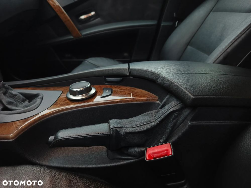 BMW Seria 5 530xd - 6